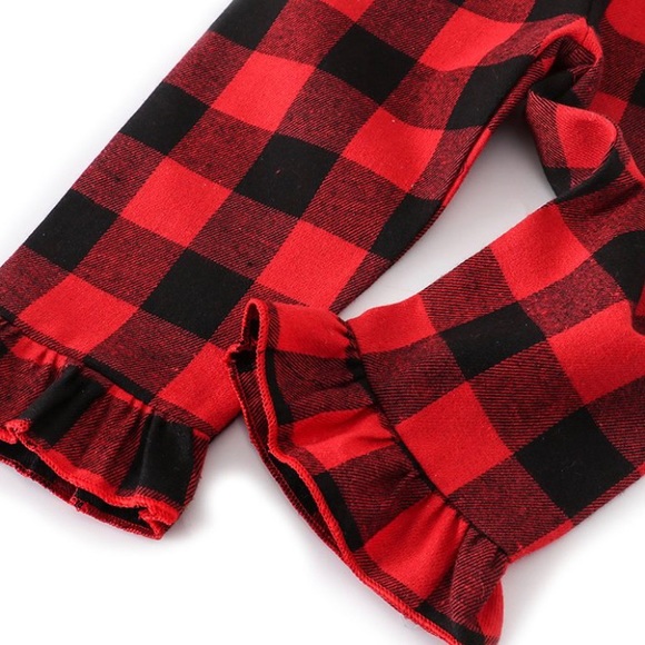 Basic Checkerboard Ruffle Pajama Set - Picture 4 of 4